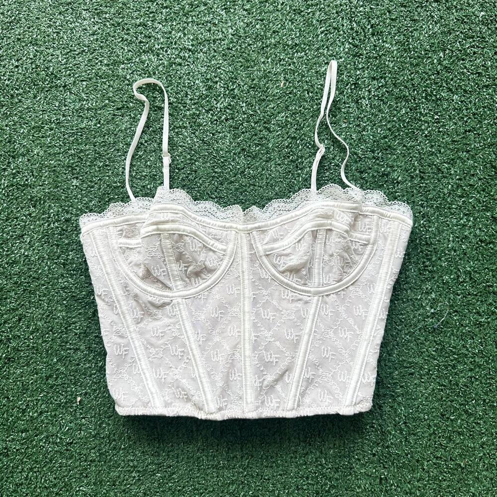 White fox white lace corset
